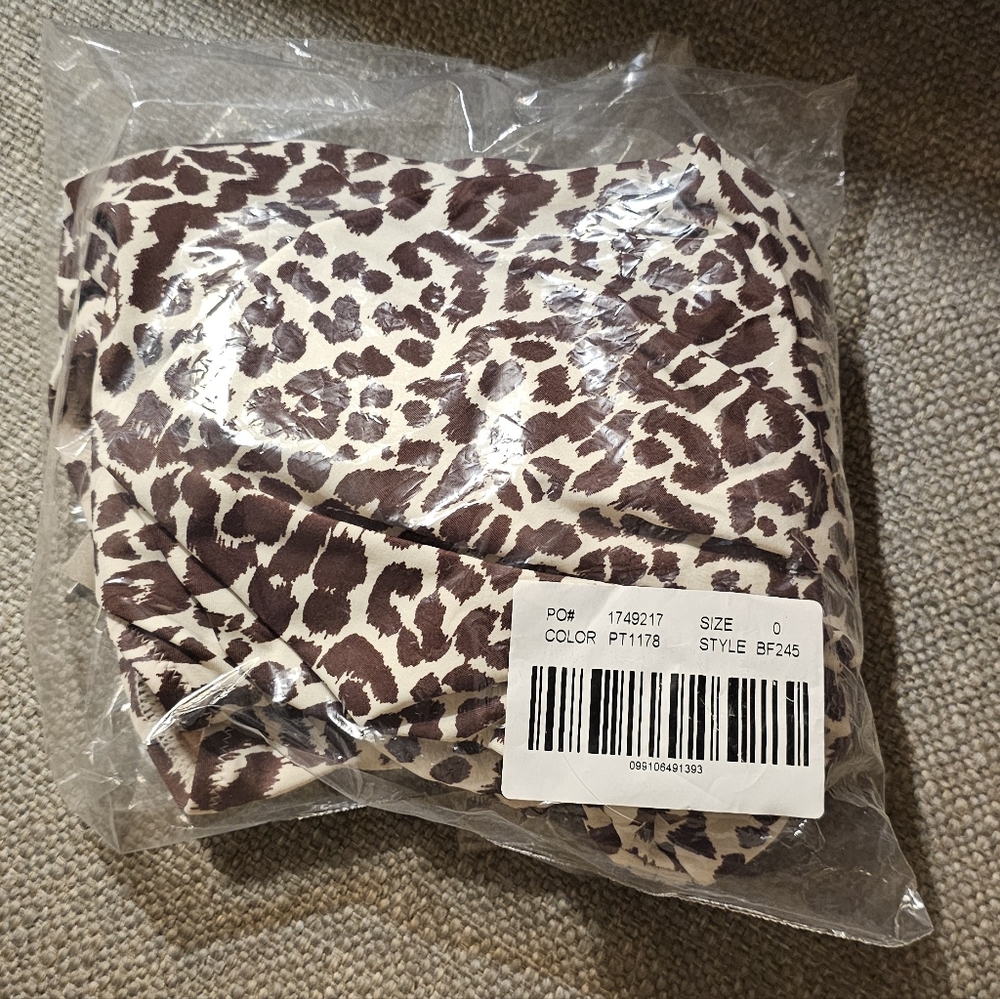 NWT- J. Crew Leopard Print One Shoulder Ruched One Piece Swim Suite- Size 0 - Picture 16 of 16